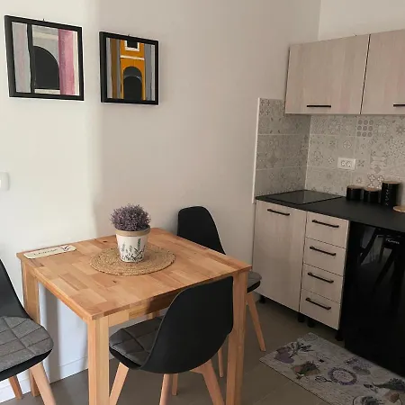 Apartment Cliff Piran